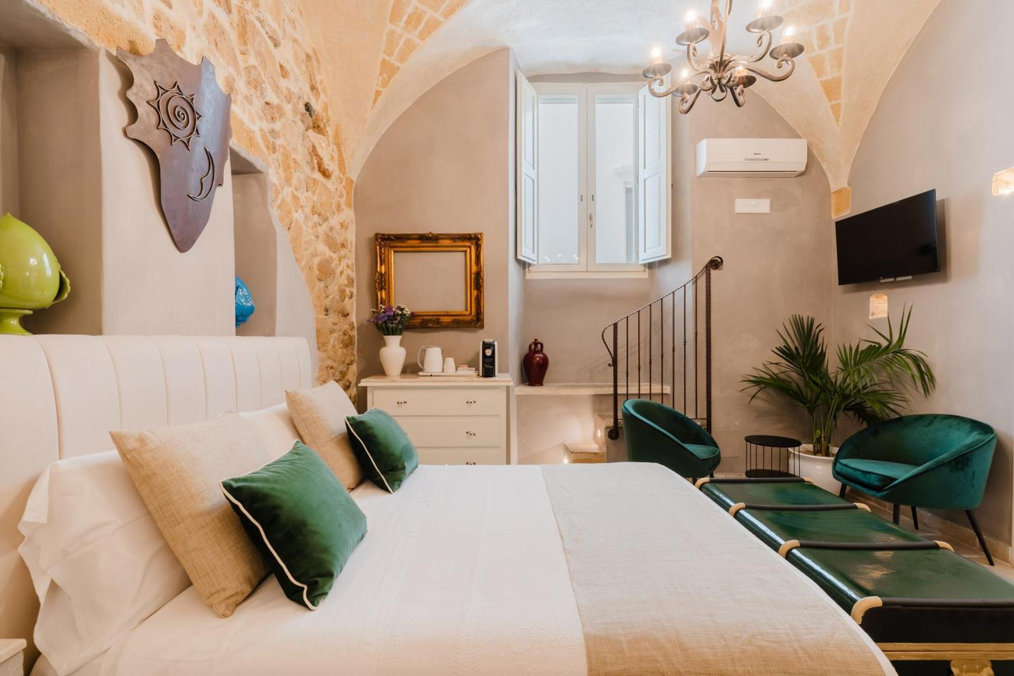 Bed and Breakfast Relais La Casa Del Poeta Gallipoli Exterior foto