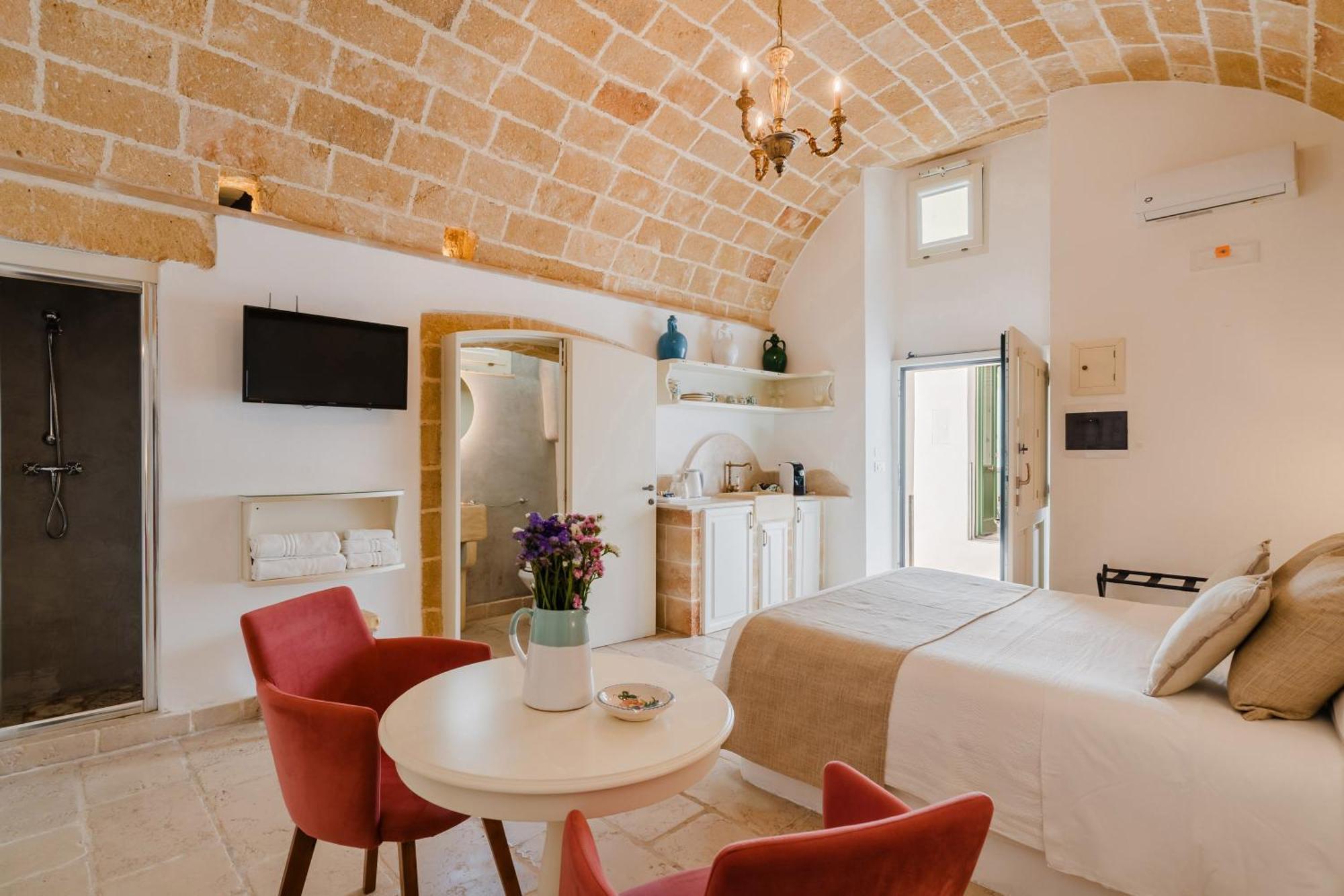 Bed and Breakfast Relais La Casa Del Poeta Gallipoli Exterior foto