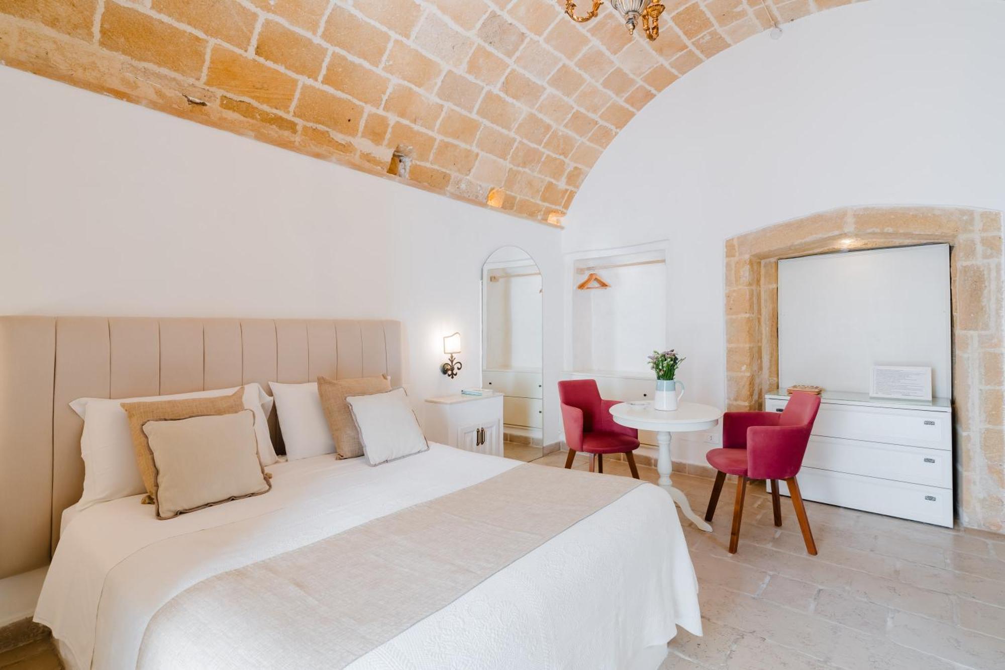 Bed and Breakfast Relais La Casa Del Poeta Gallipoli Exterior foto