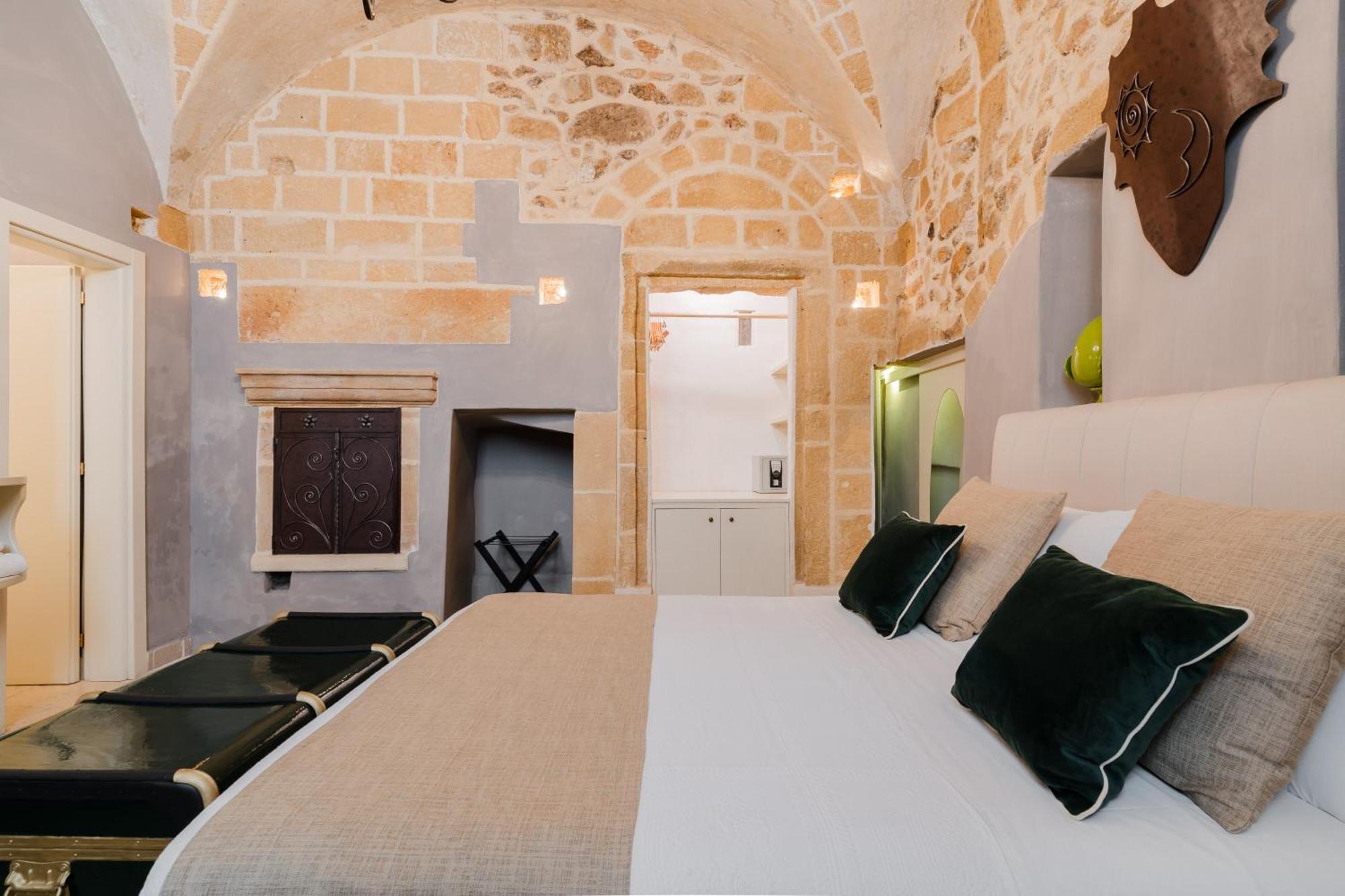 Bed and Breakfast Relais La Casa Del Poeta Gallipoli Exterior foto