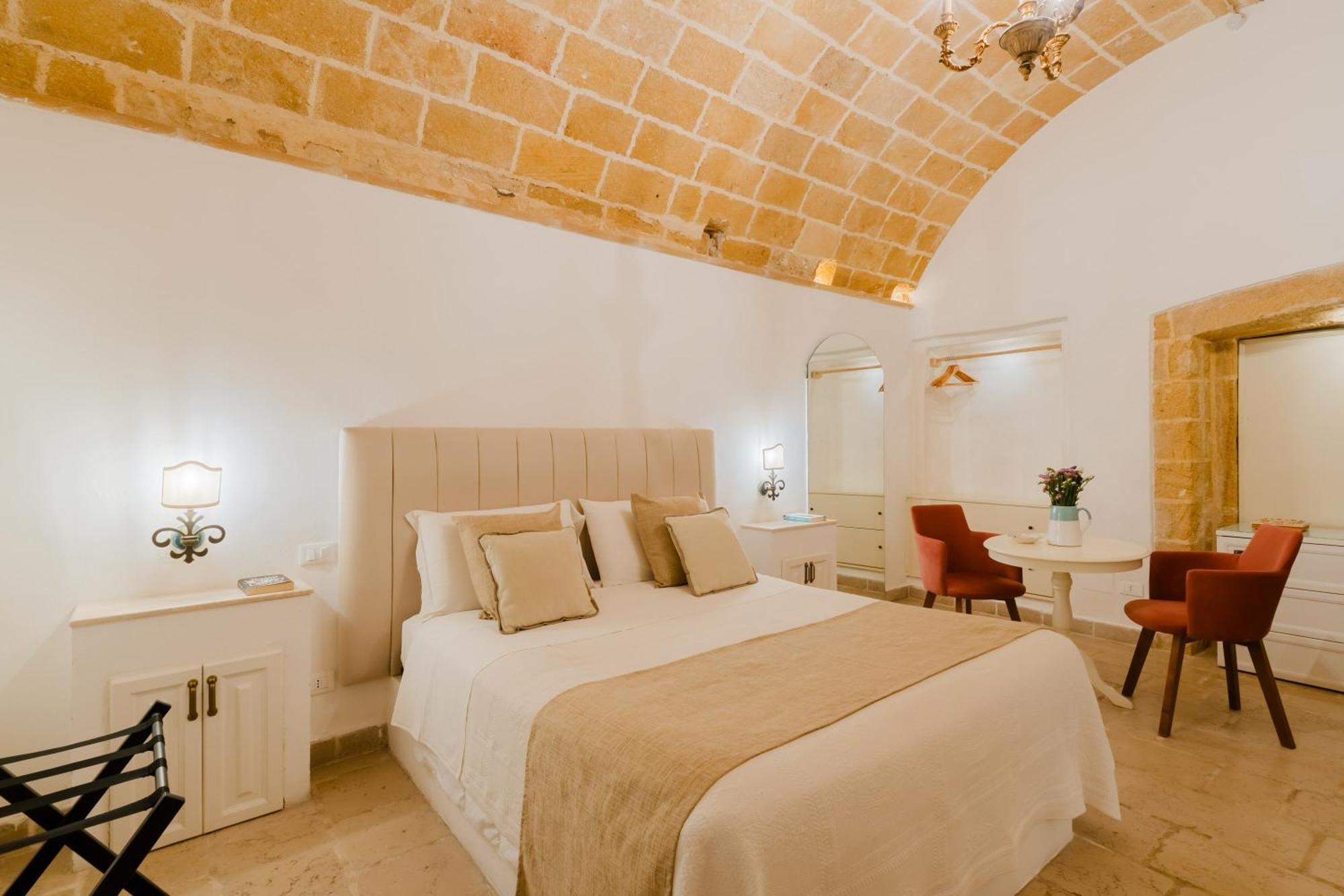 Bed and Breakfast Relais La Casa Del Poeta Gallipoli Exterior foto
